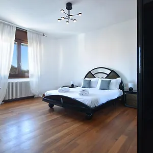 by-the-hills-apartment.hotelinveneto.com/
