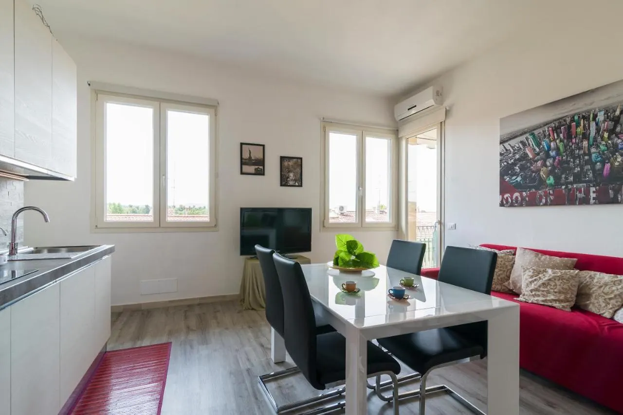 Visarno Arena Apartment Florence Italy